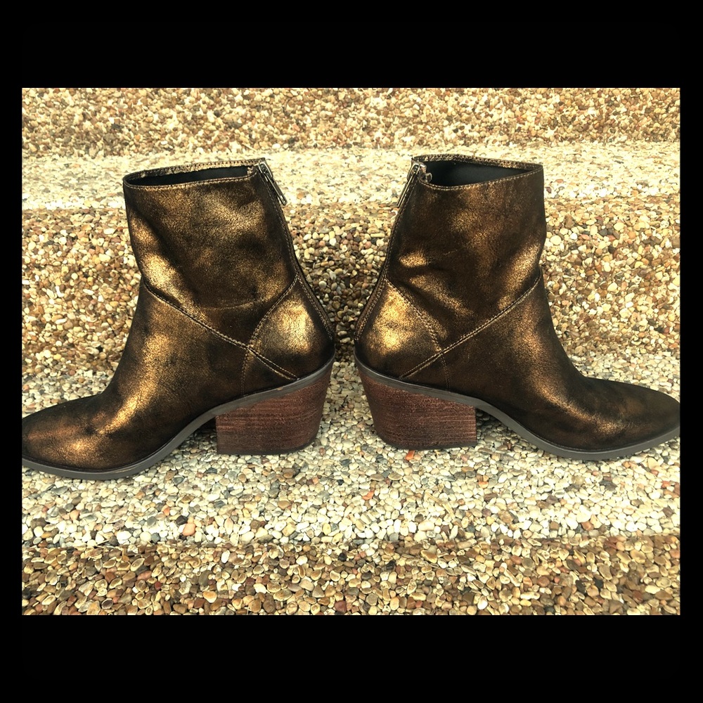 Bronze/Dark Gold Boots